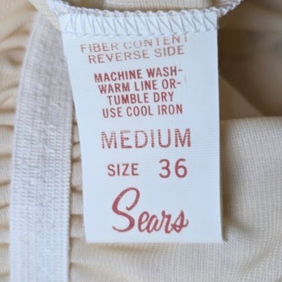 Vintage 70’s Sears Pale Yellow Maxi Nightgown Dress M (36) - Picture 10 of 11